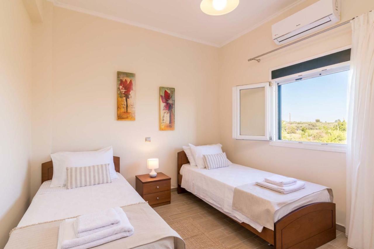 Villa Nissos Línia Kültér fotó
