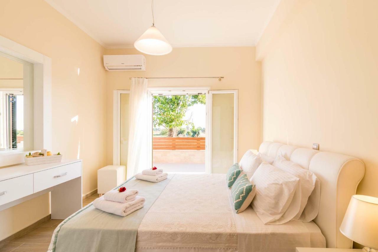 Villa Nissos Línia Kültér fotó