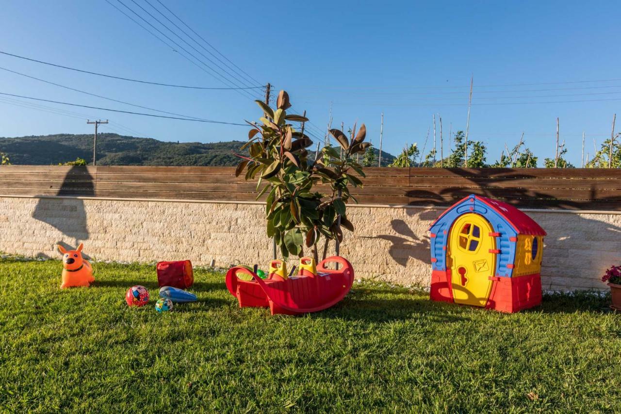 Villa Nissos Línia Kültér fotó
